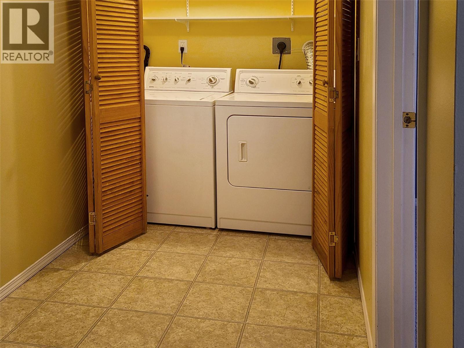 165 106th Avenue, Kimberley, British Columbia  V1A 1B4 - Photo 10 - 10351112