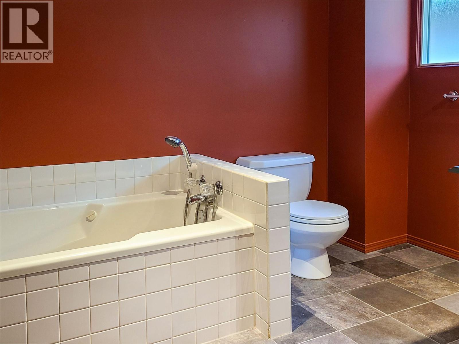 165 106th Avenue, Kimberley, British Columbia  V1A 1B4 - Photo 34 - 10351112