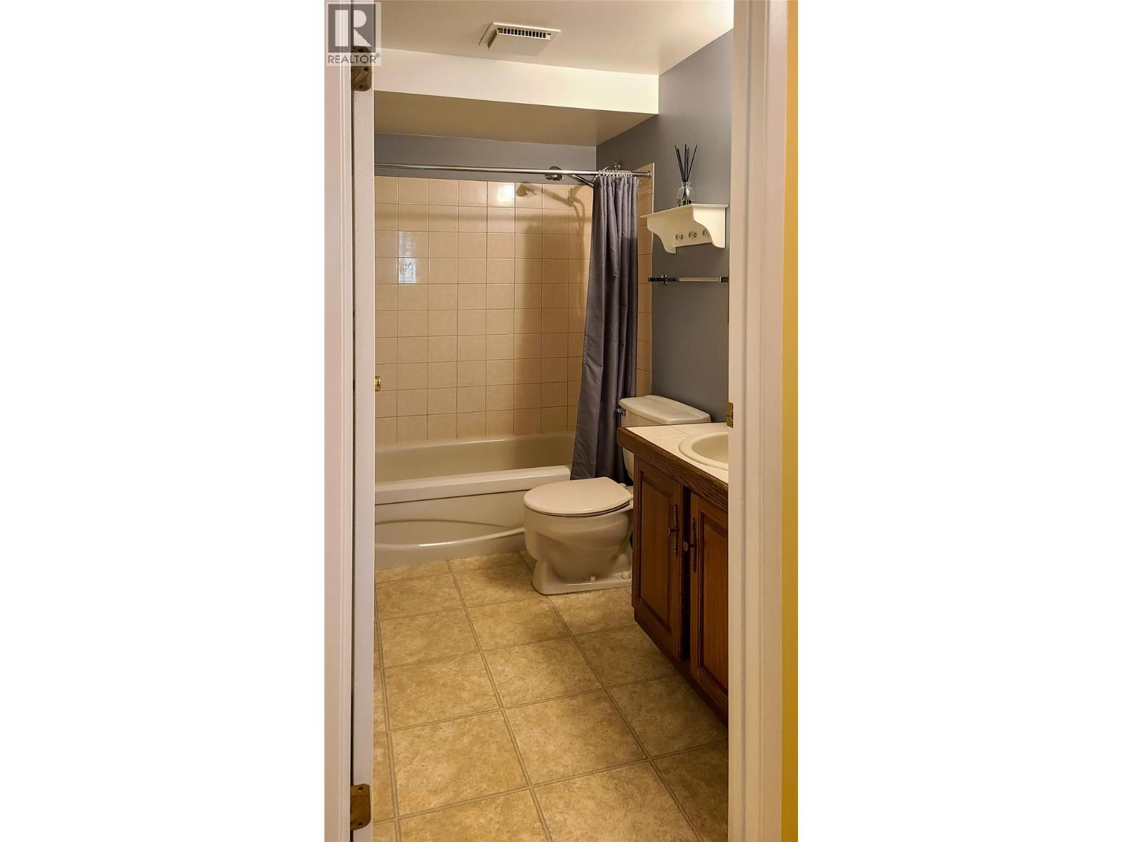 165 106th Avenue, Kimberley, British Columbia  V1A 1B4 - Photo 9 - 10351112