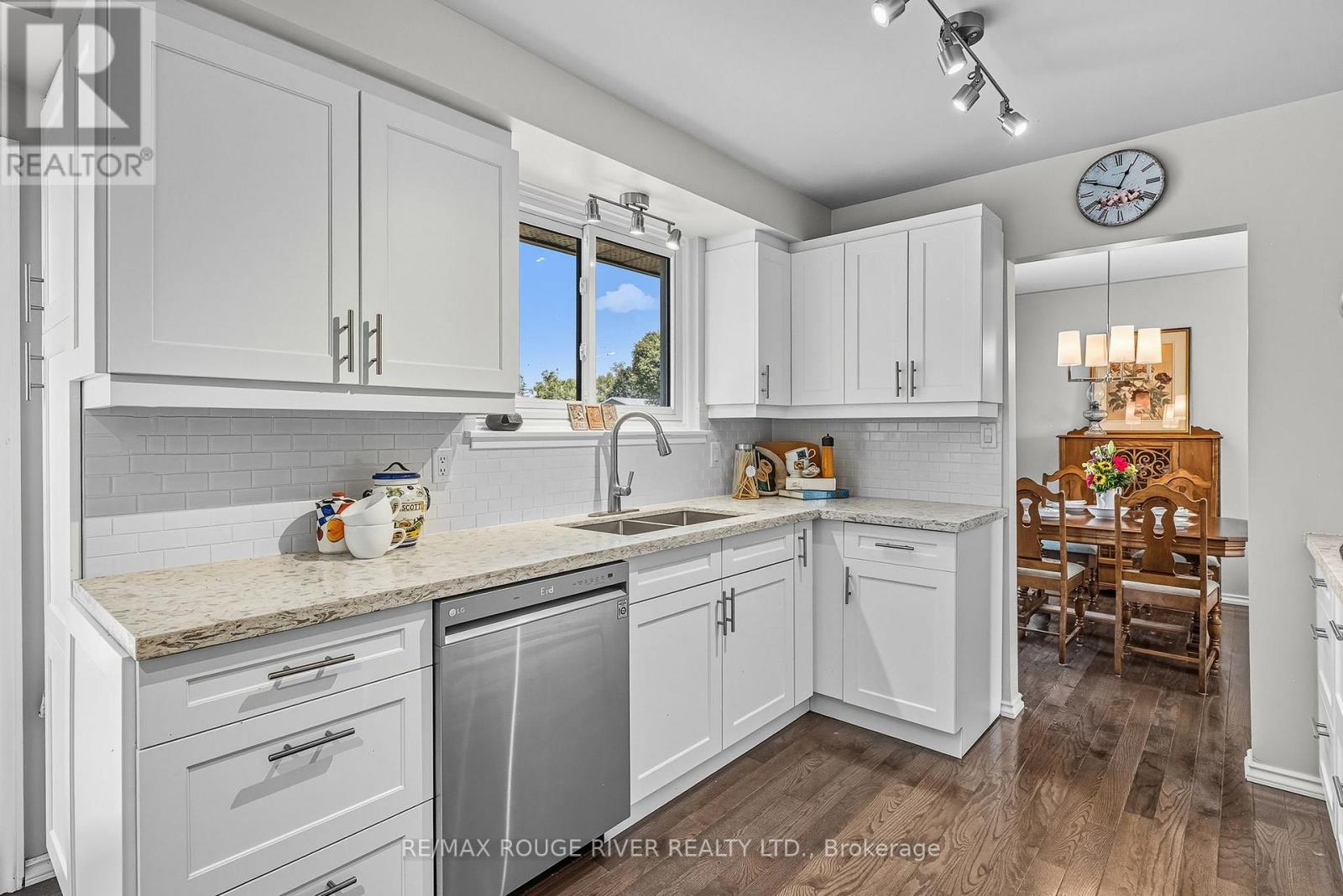 326 Lakeshore Drive, Cobourg, Ontario  K9A 1R7 - Photo 12 - X12394808