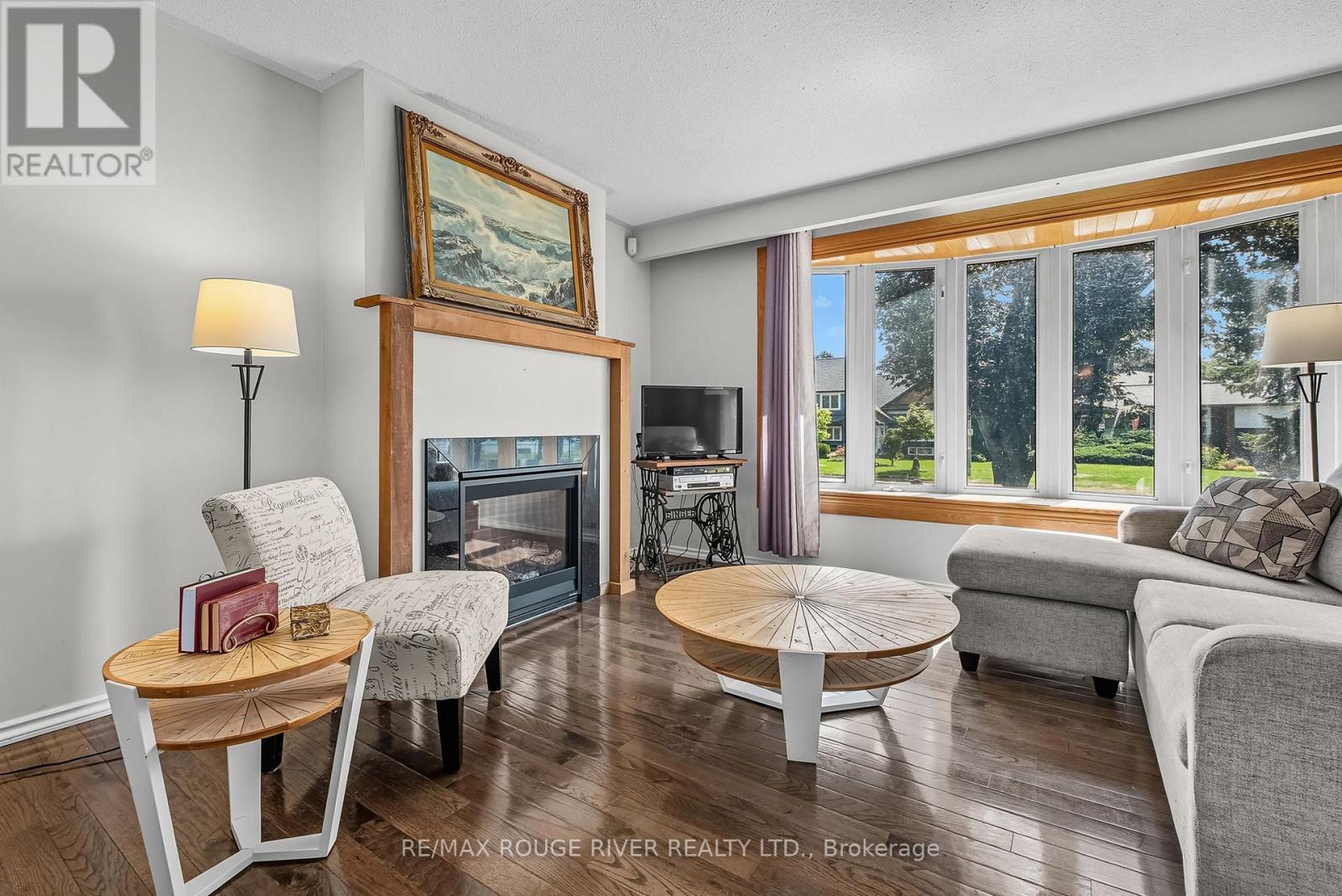 326 Lakeshore Drive, Cobourg, Ontario  K9A 1R7 - Photo 6 - X12394808