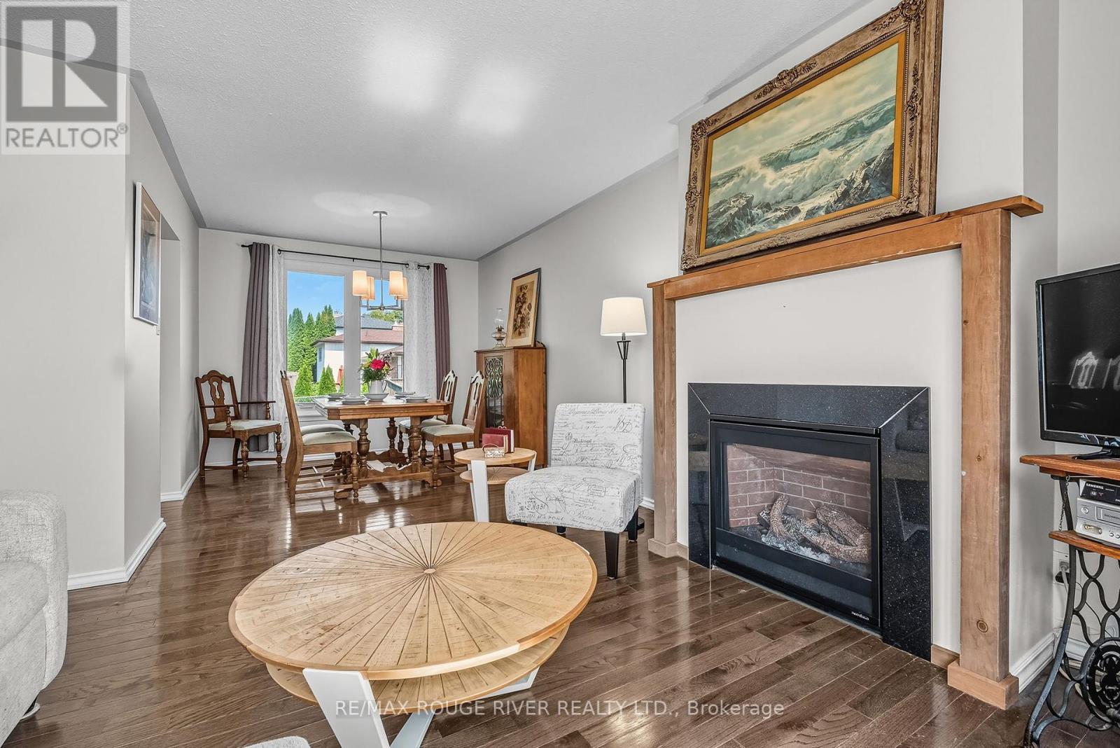 326 Lakeshore Drive, Cobourg, Ontario  K9A 1R7 - Photo 7 - X12394808