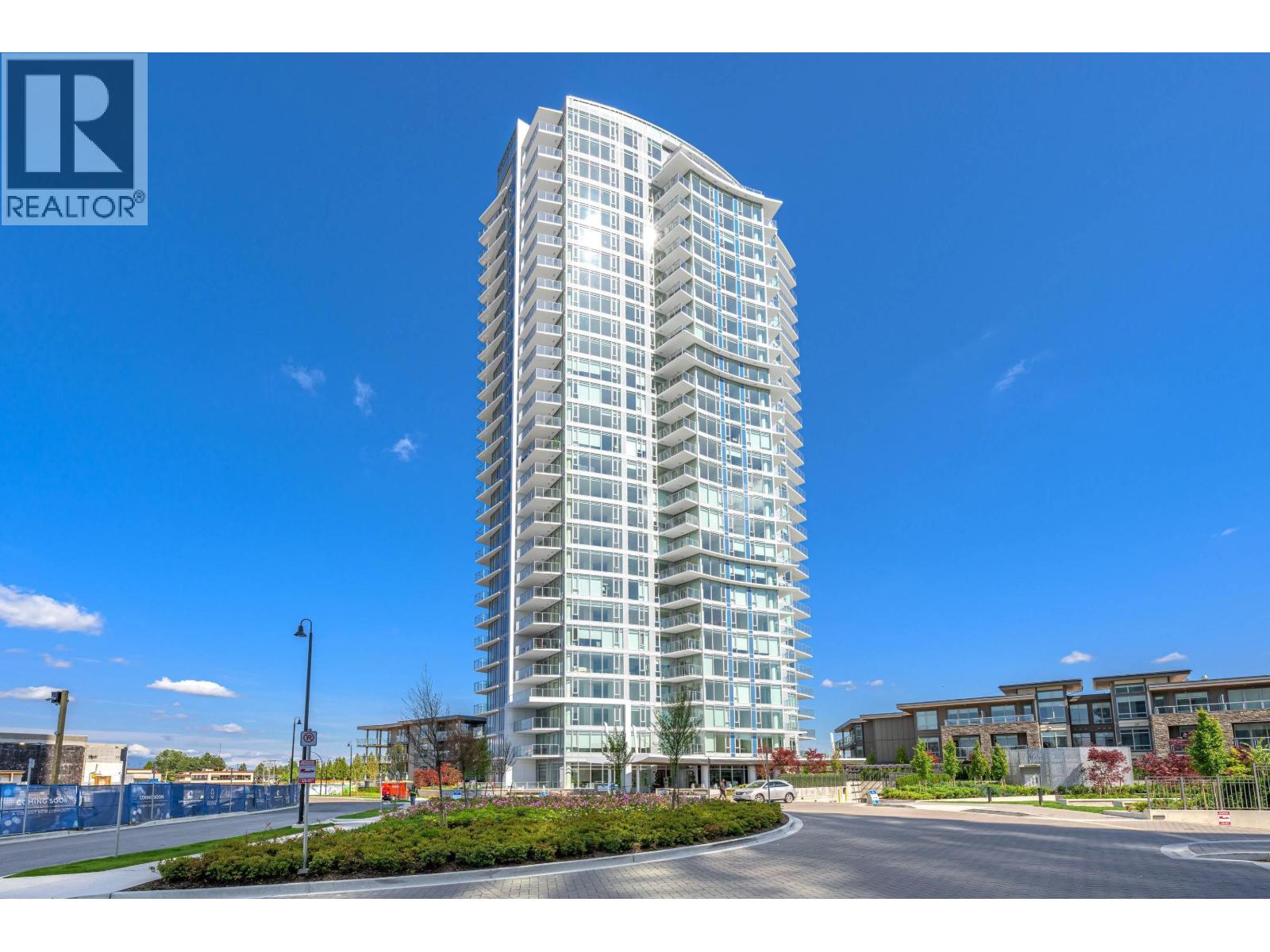 906 7769 Park Crescent, Burnaby, British Columbia  V3N 0J7 - Photo 1 - R3046157