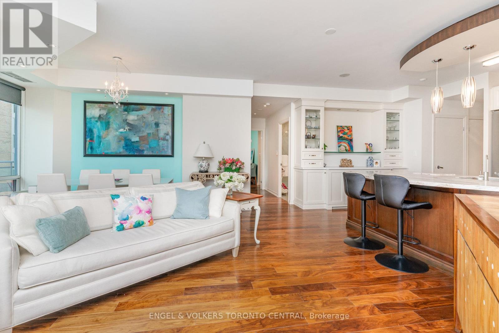 2107 - 300 Bloor Street E, Toronto (Rosedale-Moore Park), Ontario  M4W 3Y2 - Photo 10 - C12394747