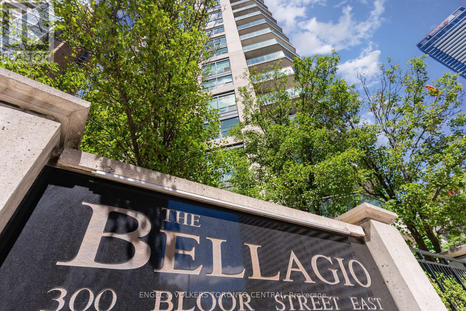 2107 - 300 Bloor Street E, Toronto (Rosedale-Moore Park), Ontario  M4W 3Y2 - Photo 3 - C12394747