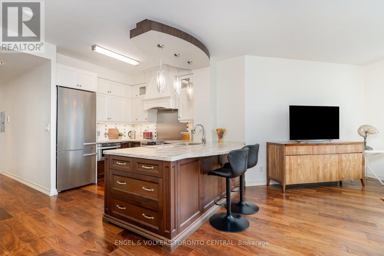 2107 - 300 Bloor Street E, Toronto (Rosedale-Moore Park), Ontario  M4W 3Y2 - Photo 7 - C12394747