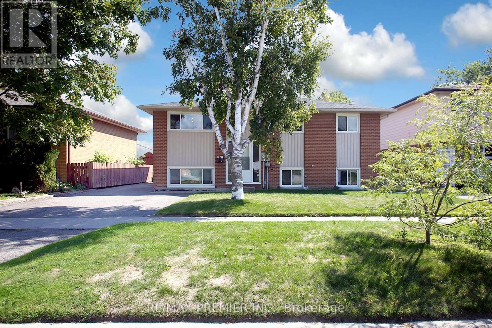 361 Dwight Avenue, Oshawa, Ontario  L1J 1K8 - Photo 2 - E12394723
