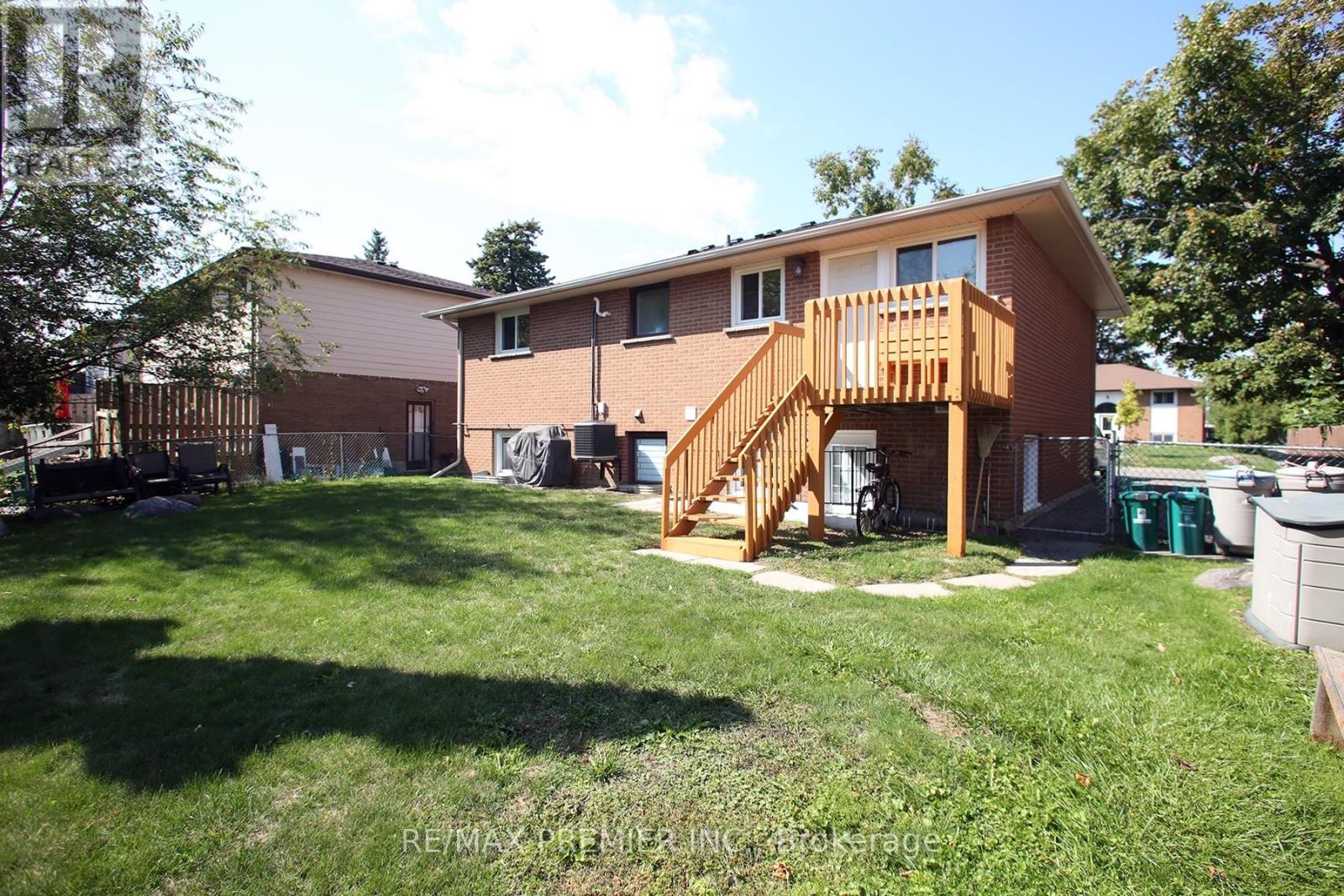 361 Dwight Avenue, Oshawa, Ontario  L1J 1K8 - Photo 3 - E12394723
