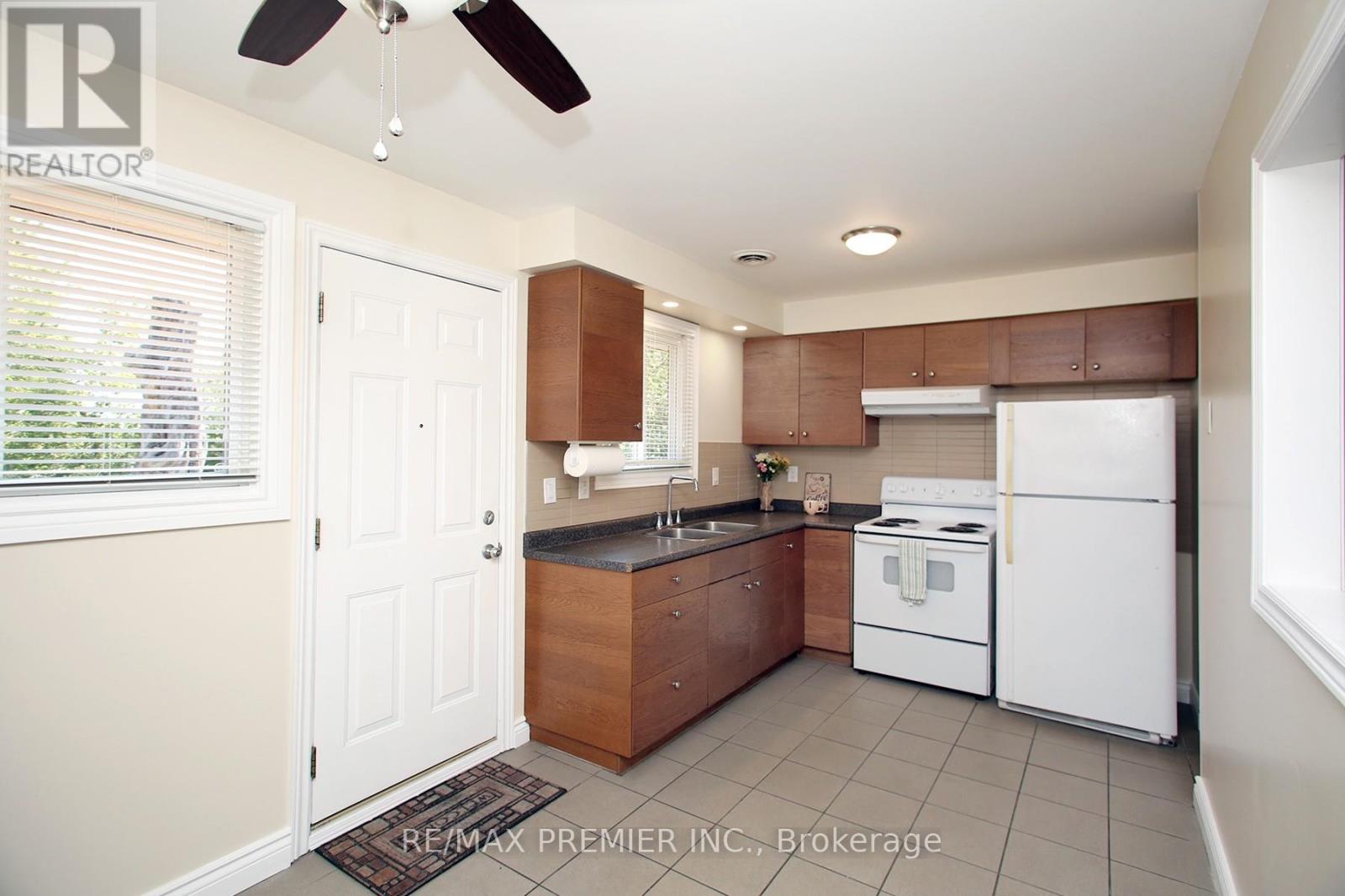 361 Dwight Avenue, Oshawa, Ontario  L1J 1K8 - Photo 8 - E12394723