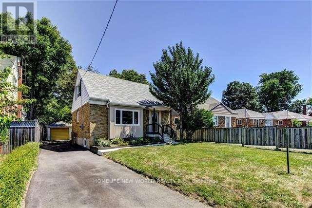 11 ELLINGTON DRIVE, Toronto, Ontario