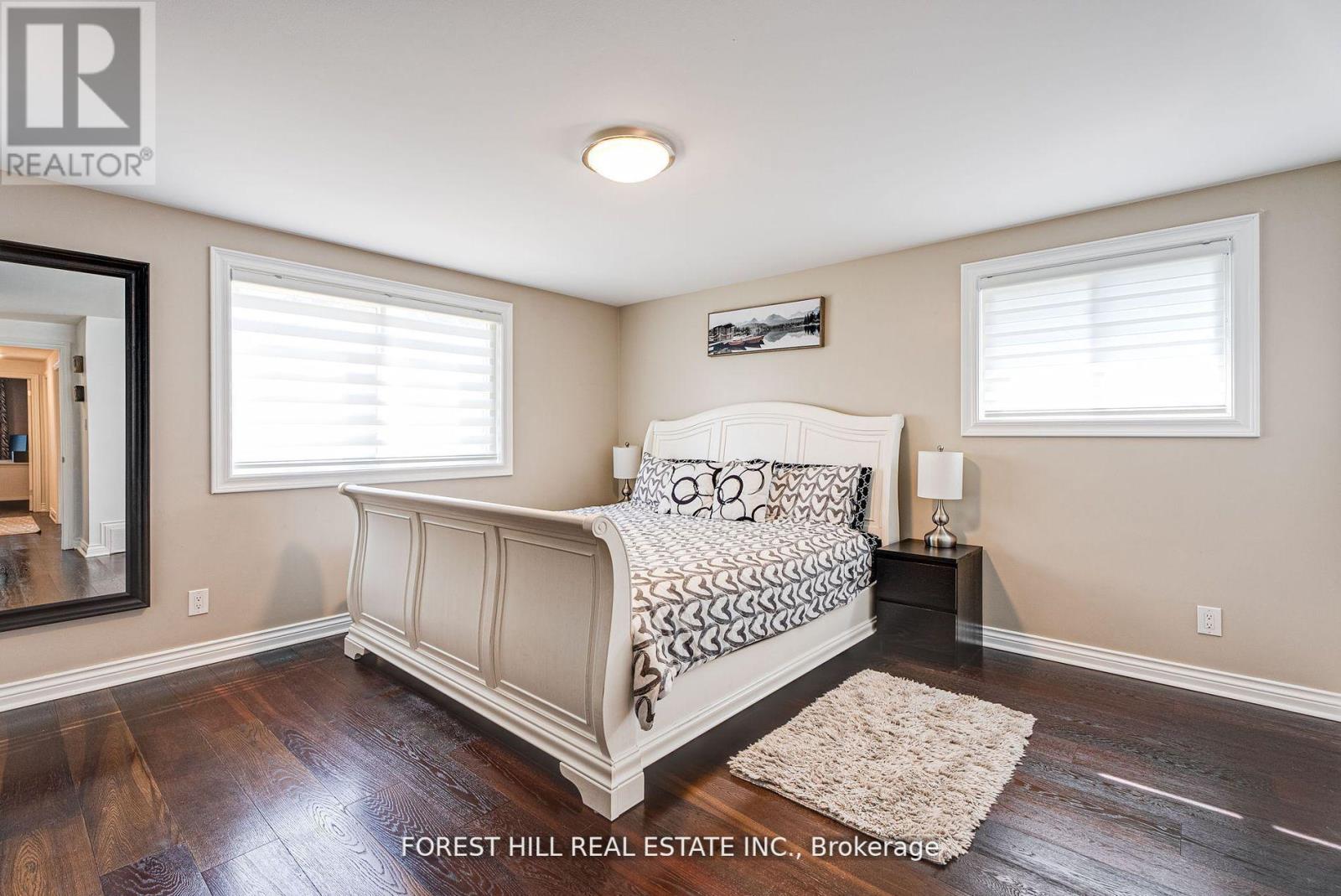 5837 Yonge Street, Innisfil, Ontario  L0L 1K0 - Photo 14 - N12394730
