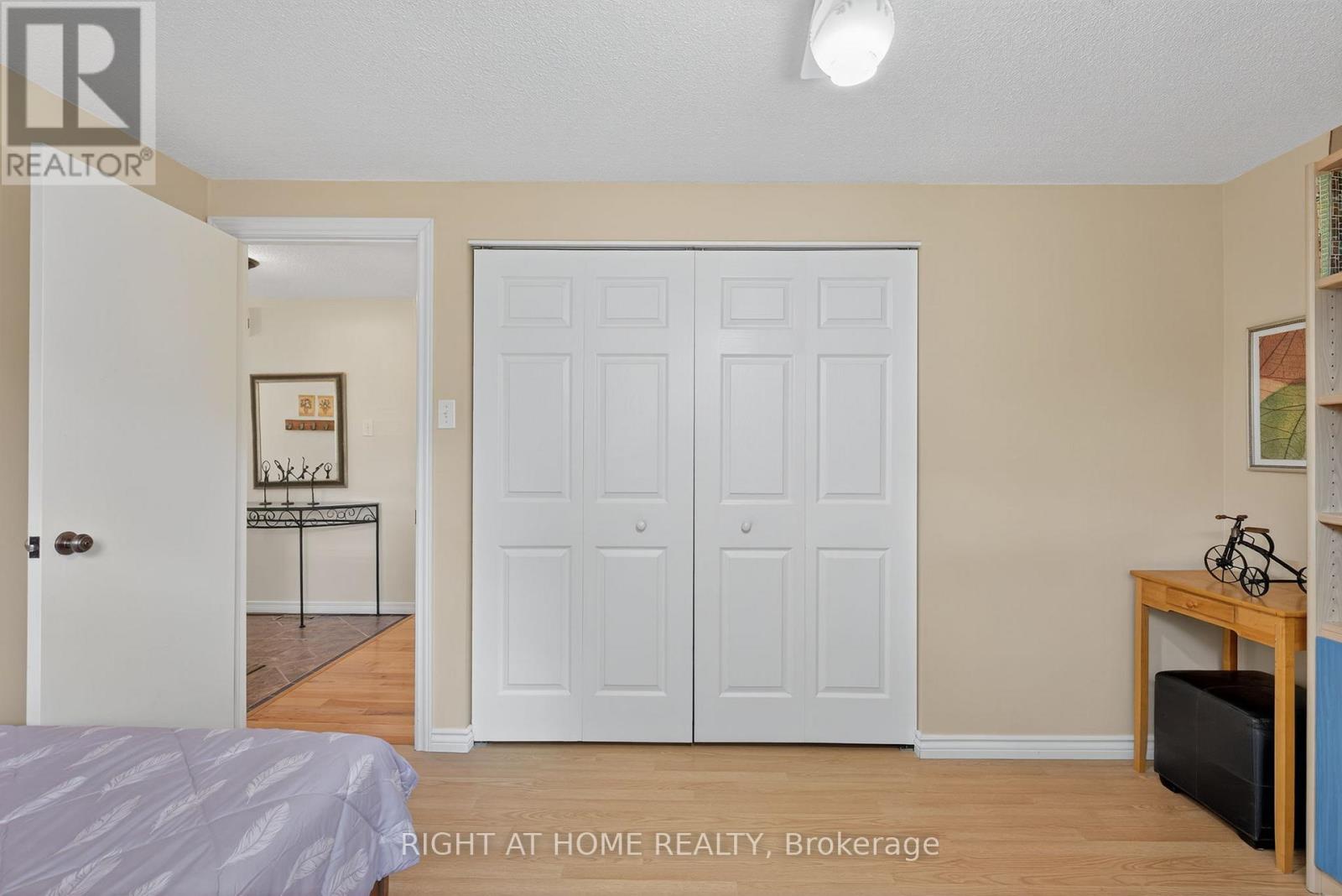 688 Bayview Drive, Midland, Ontario  L4R 1W8 - Photo 16 - S12394695