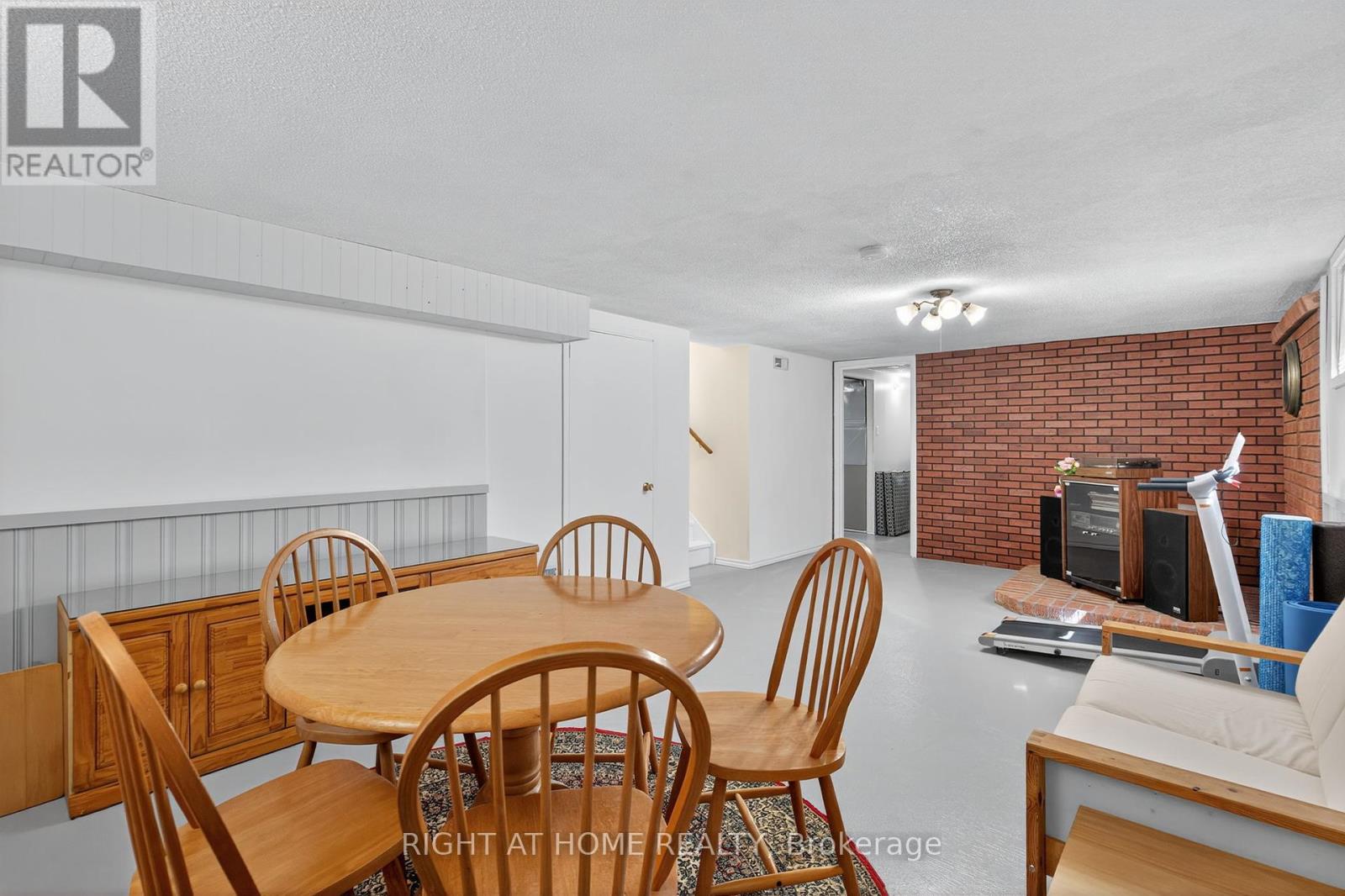 688 Bayview Drive, Midland, Ontario  L4R 1W8 - Photo 21 - S12394695