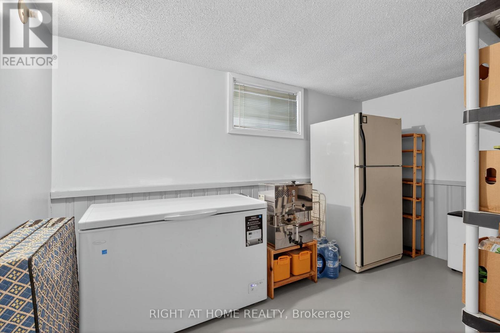 688 Bayview Drive, Midland, Ontario  L4R 1W8 - Photo 23 - S12394695