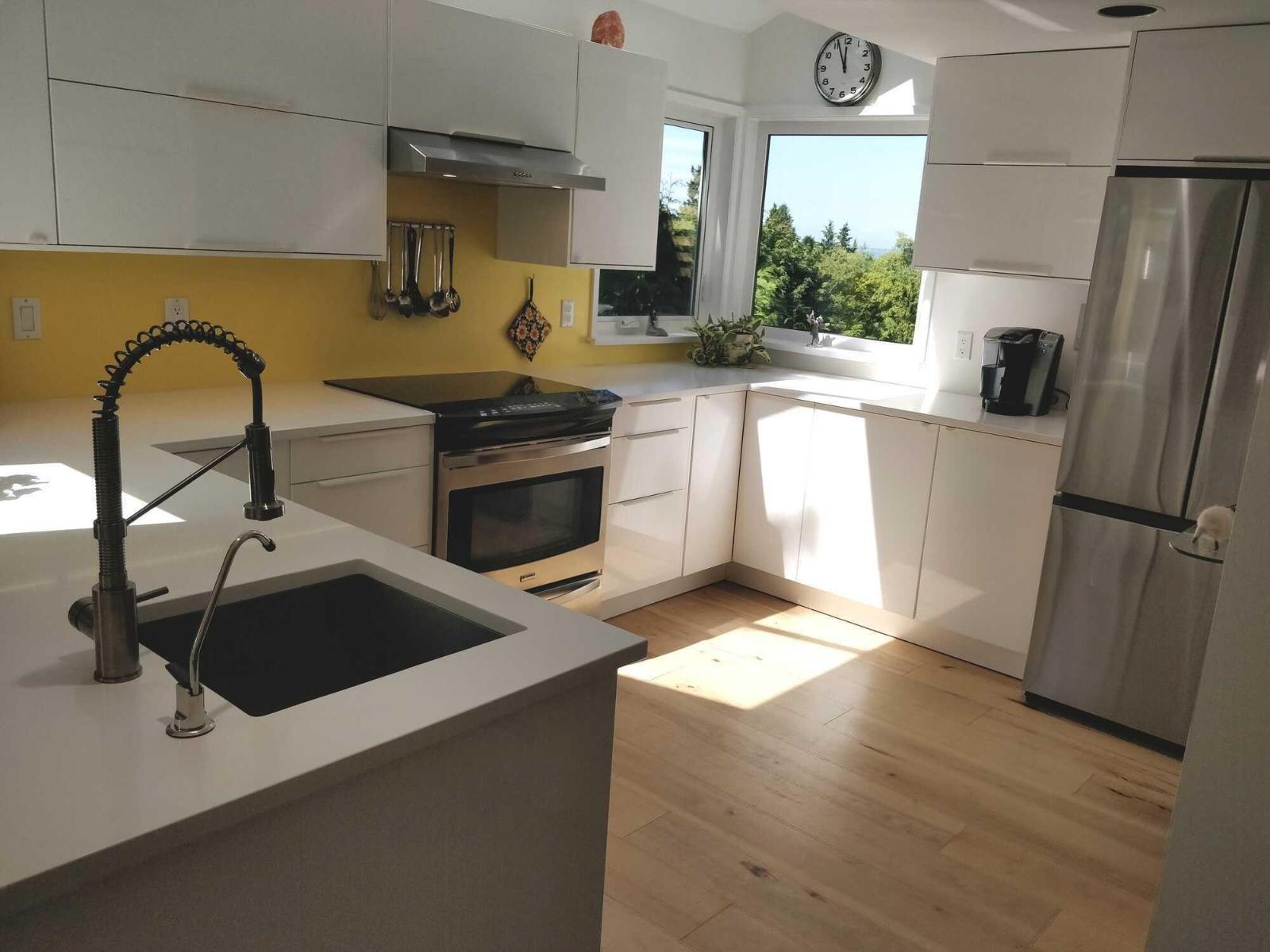 2724 Bayview Street, Surrey, British Columbia V4A 2Z4 - Photo 4 - R3040598