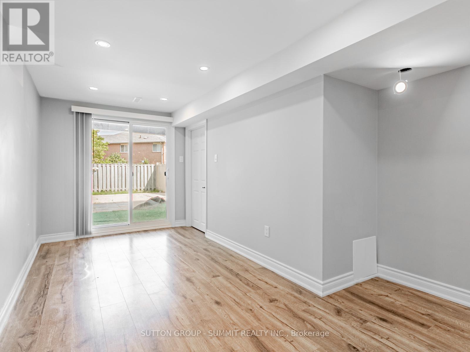 Upper - 5453 Palmerston Crescent, Mississauga, Ontario  L5M 5Z8 - Photo 13 - W12394682