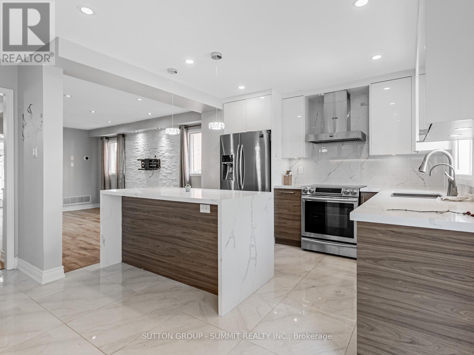 Upper - 5453 Palmerston Crescent, Mississauga, Ontario  L5M 5Z8 - Photo 8 - W12394682