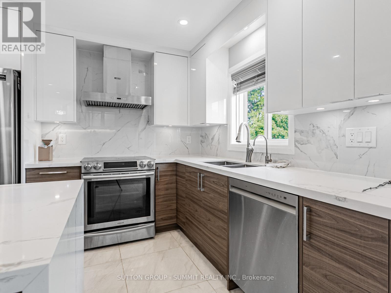 Upper - 5453 Palmerston Crescent, Mississauga, Ontario  L5M 5Z8 - Photo 9 - W12394682