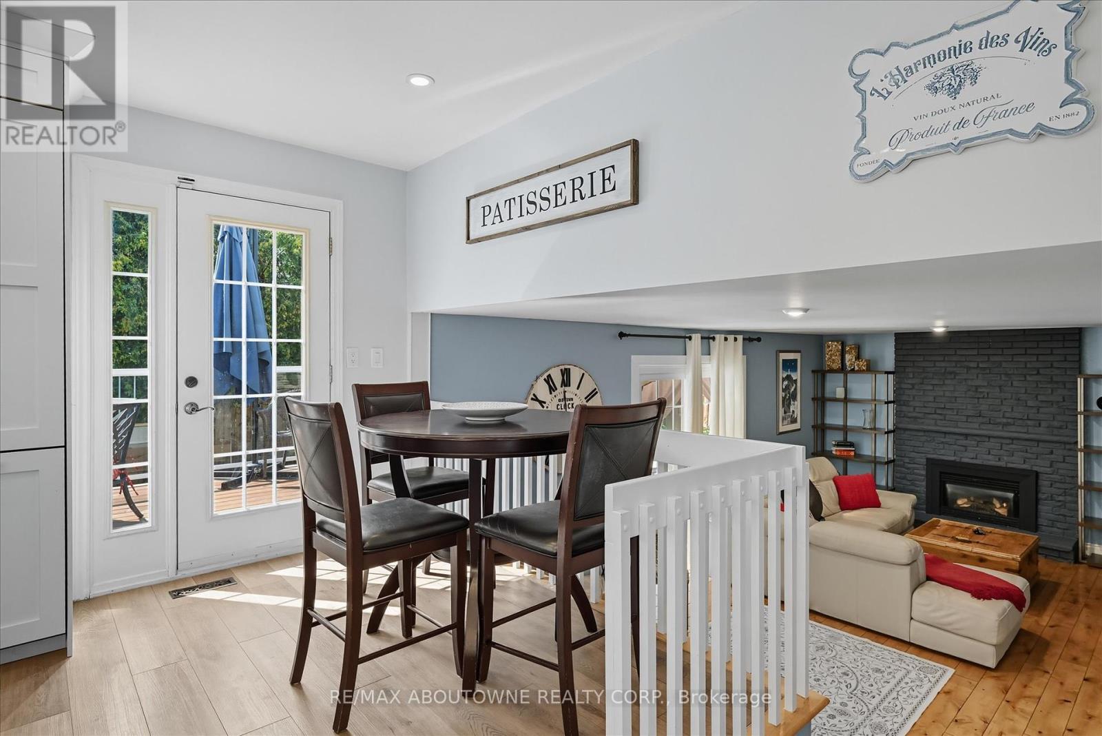 2490 Trevor Drive, Oakville, Ontario  L6L 5C6 - Photo 17 - W12394718