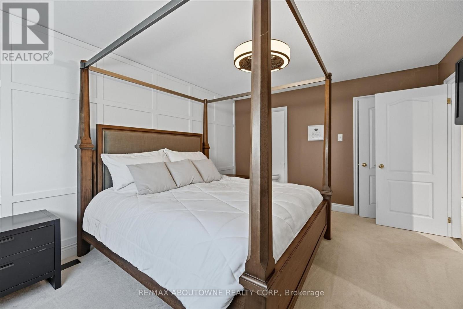 2490 Trevor Drive, Oakville, Ontario  L6L 5C6 - Photo 31 - W12394718