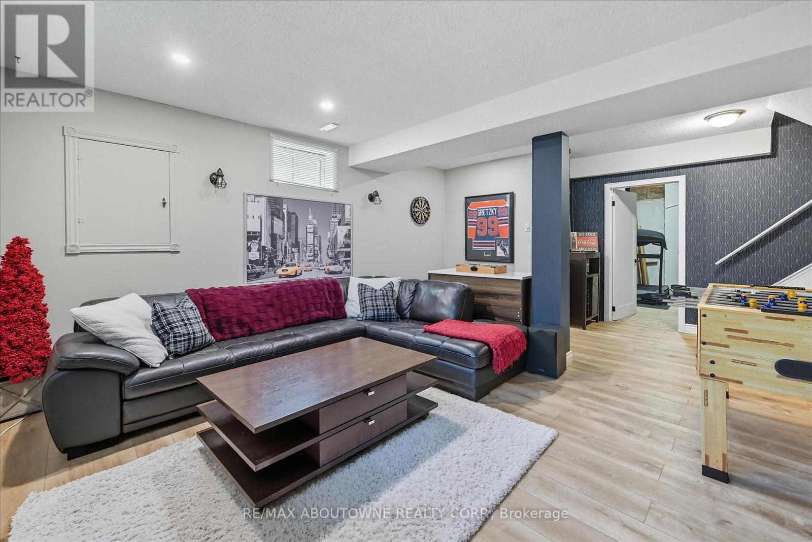 2490 Trevor Drive, Oakville, Ontario  L6L 5C6 - Photo 41 - W12394718
