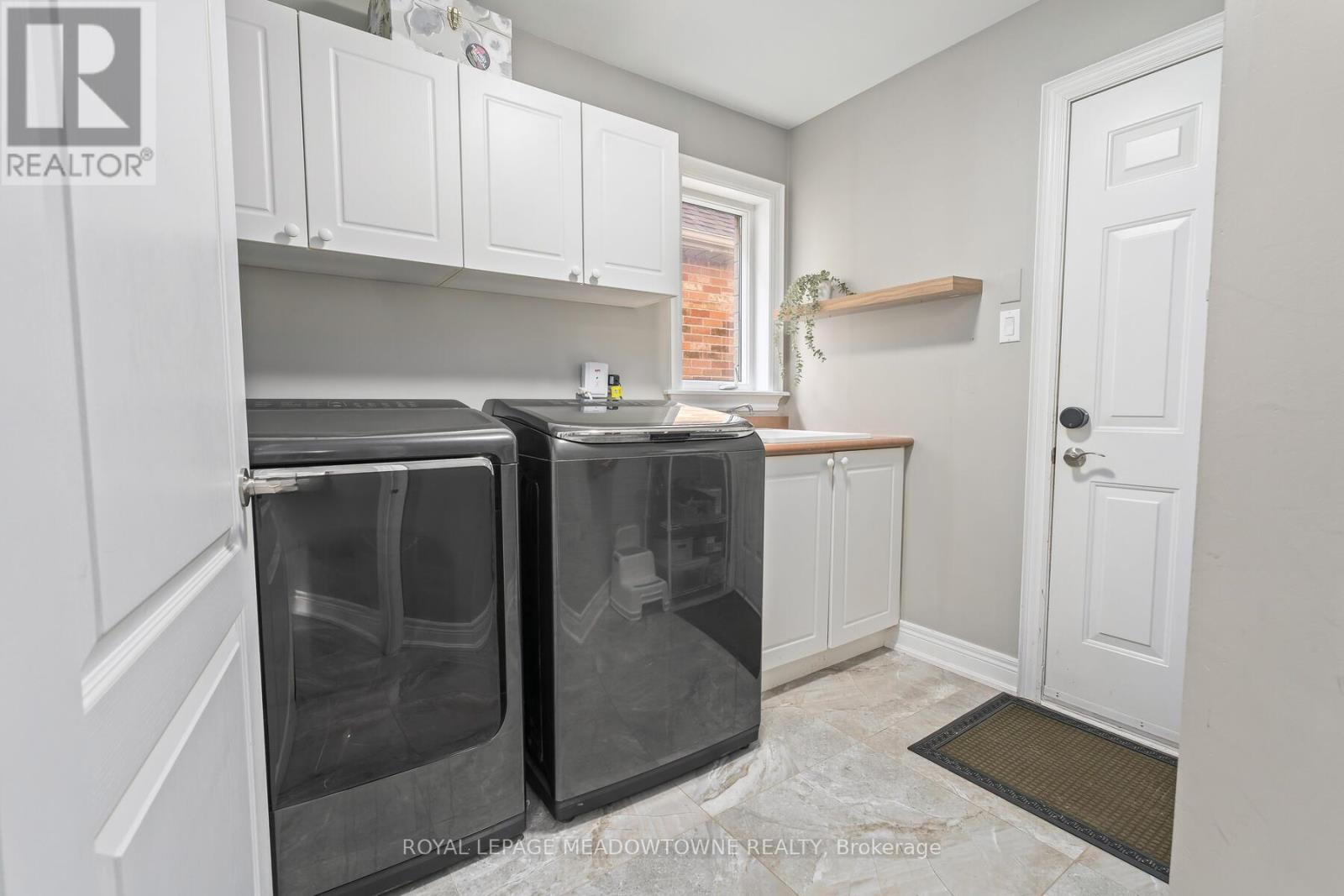 135 Miller Drive, Halton Hills (Georgetown), Ontario  L7G 5Y1 - Photo 24 - W12394741