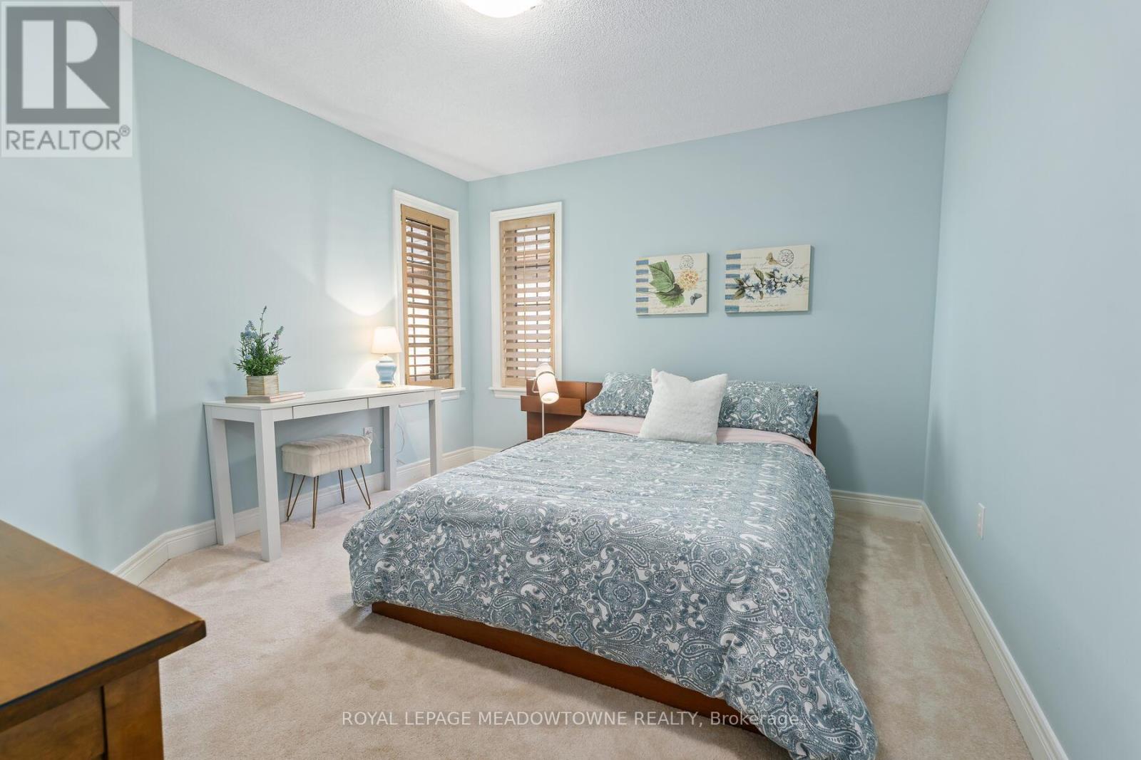 135 Miller Drive, Halton Hills (Georgetown), Ontario  L7G 5Y1 - Photo 32 - W12394741