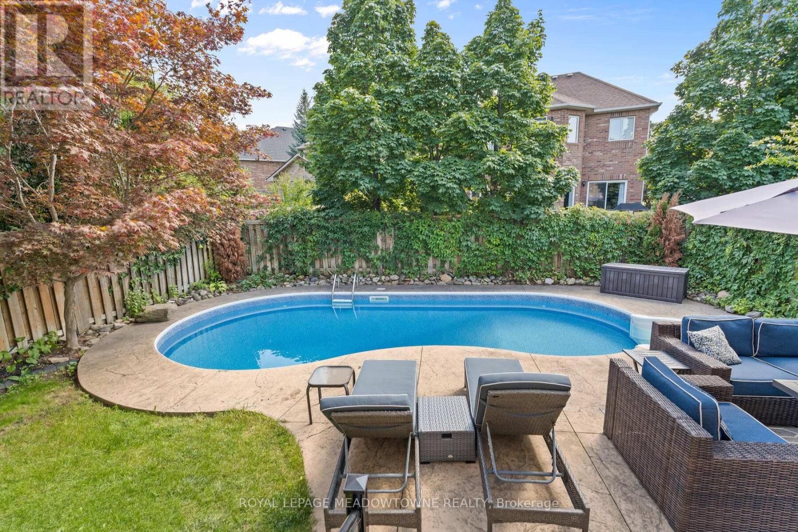 135 Miller Drive, Halton Hills (Georgetown), Ontario  L7G 5Y1 - Photo 46 - W12394741