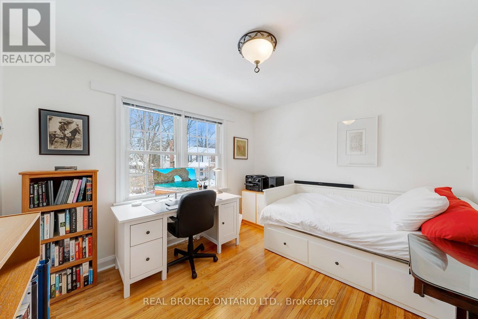 195 William Street, Oakville (Oo Old Oakville), Ontario  L6J 1C8 - Photo 14 - W12394755