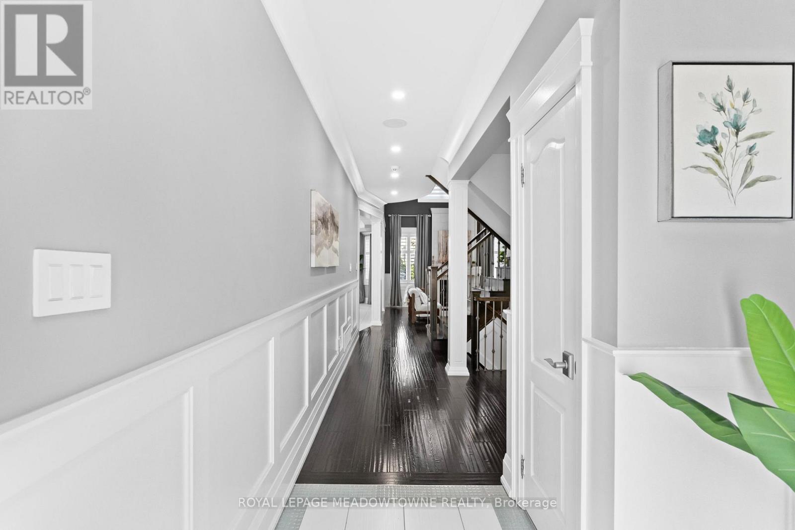 Property at 729 WETTLAUFER TERRACE image 4
