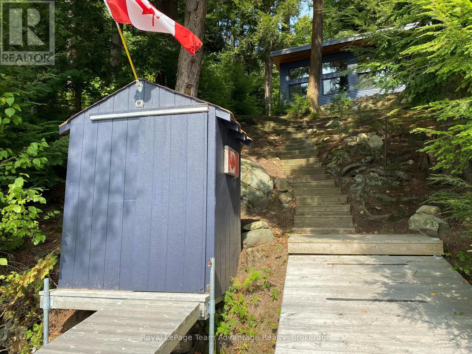 6-236 Island, Seguin, Ontario  P2A 2W8 - Photo 2 - X12394811