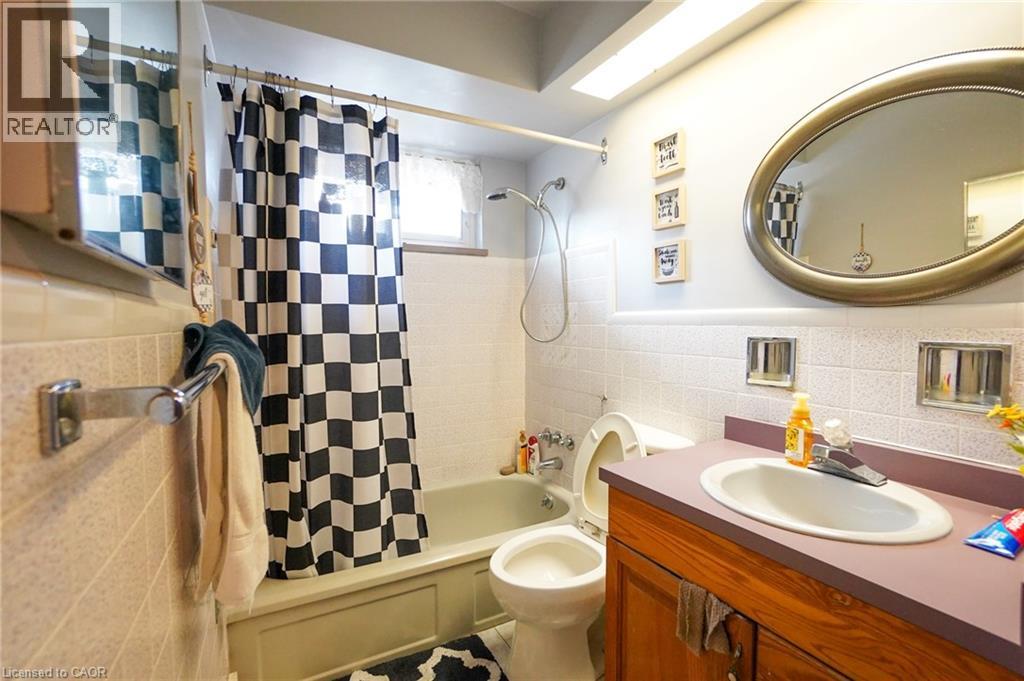 29 Cameo Avenue, Hamilton, Ontario  L8V 2H2 - Photo 9 - 40767412