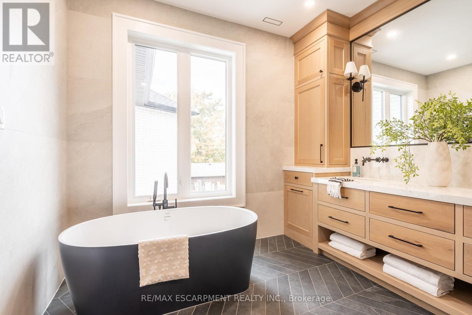 1131 Concession 6 W, Hamilton, Ontario  L0R 1V0 - Photo 46 - X12394748