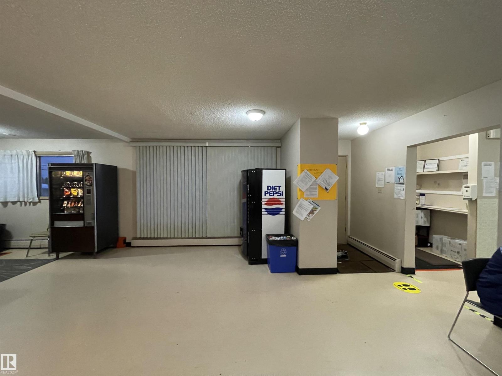 6508 134 Av Nw, Edmonton, Alberta  T5A 0N2 - Photo 7 - E4456617