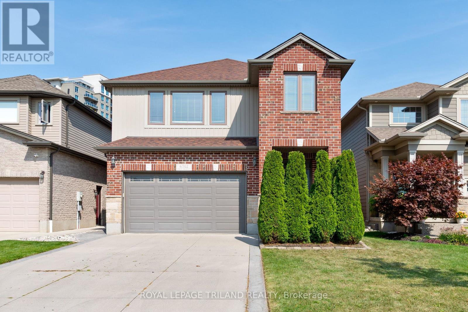 6742 Navin Crescent, London South, Ontario  N6P 0B6 - Photo 2 - X12394912