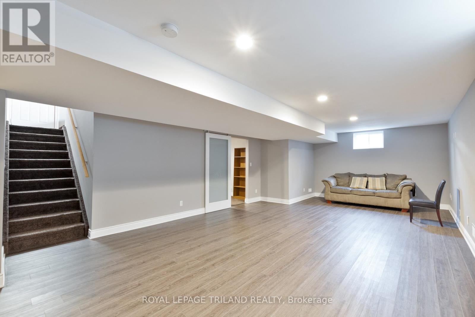 6742 Navin Crescent, London South, Ontario  N6P 0B6 - Photo 40 - X12394912