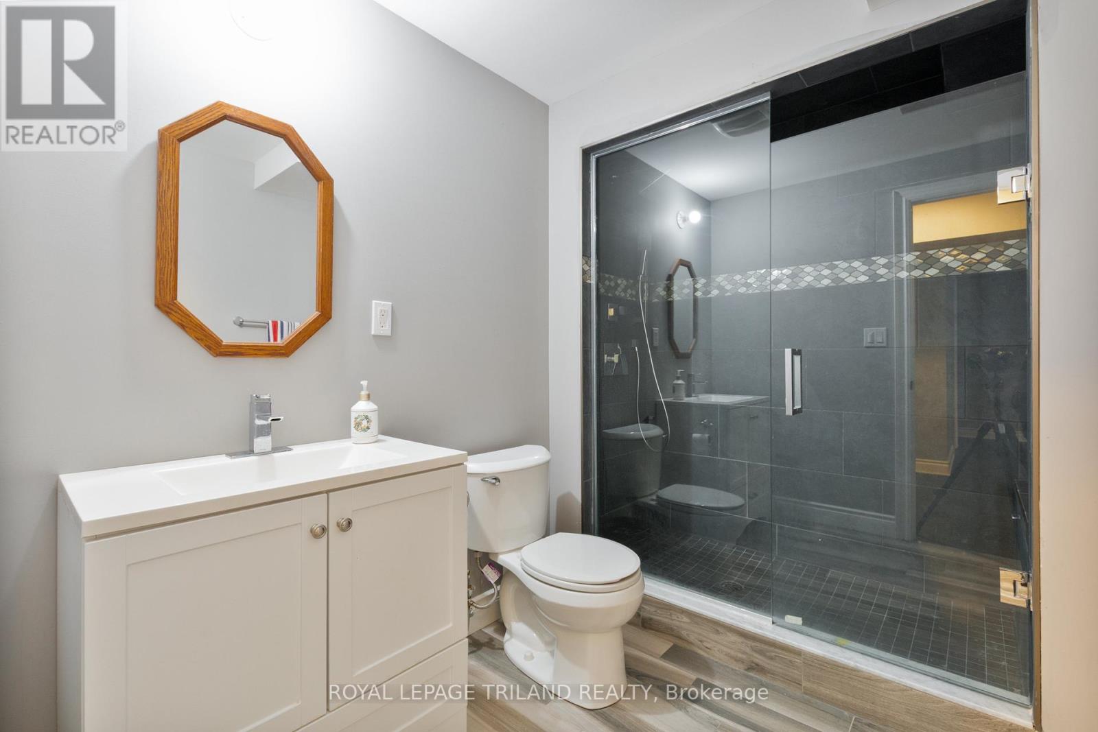 6742 Navin Crescent, London South, Ontario  N6P 0B6 - Photo 43 - X12394912