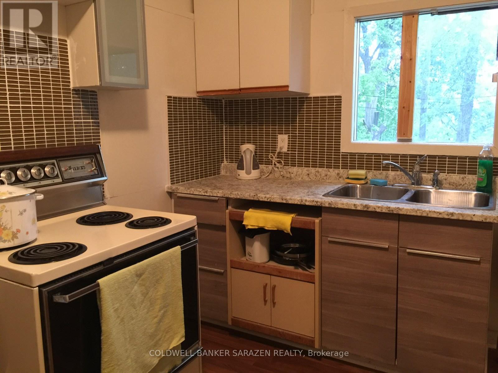 249-251 Joffre Belanger Way, Ottawa, Ontario  K1L 5K9 - Photo 15 - X12386322