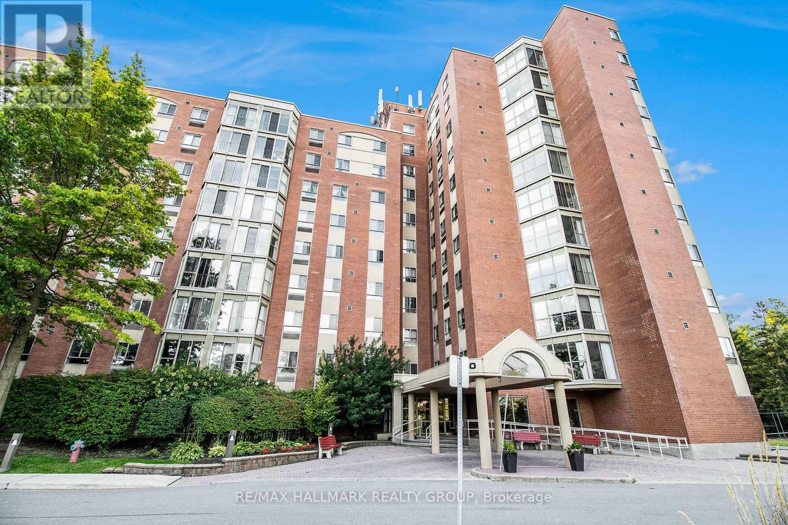 105 - 960 Teron Road, Ottawa, Ontario  K2K 2B6 - Photo 2 - X12394929