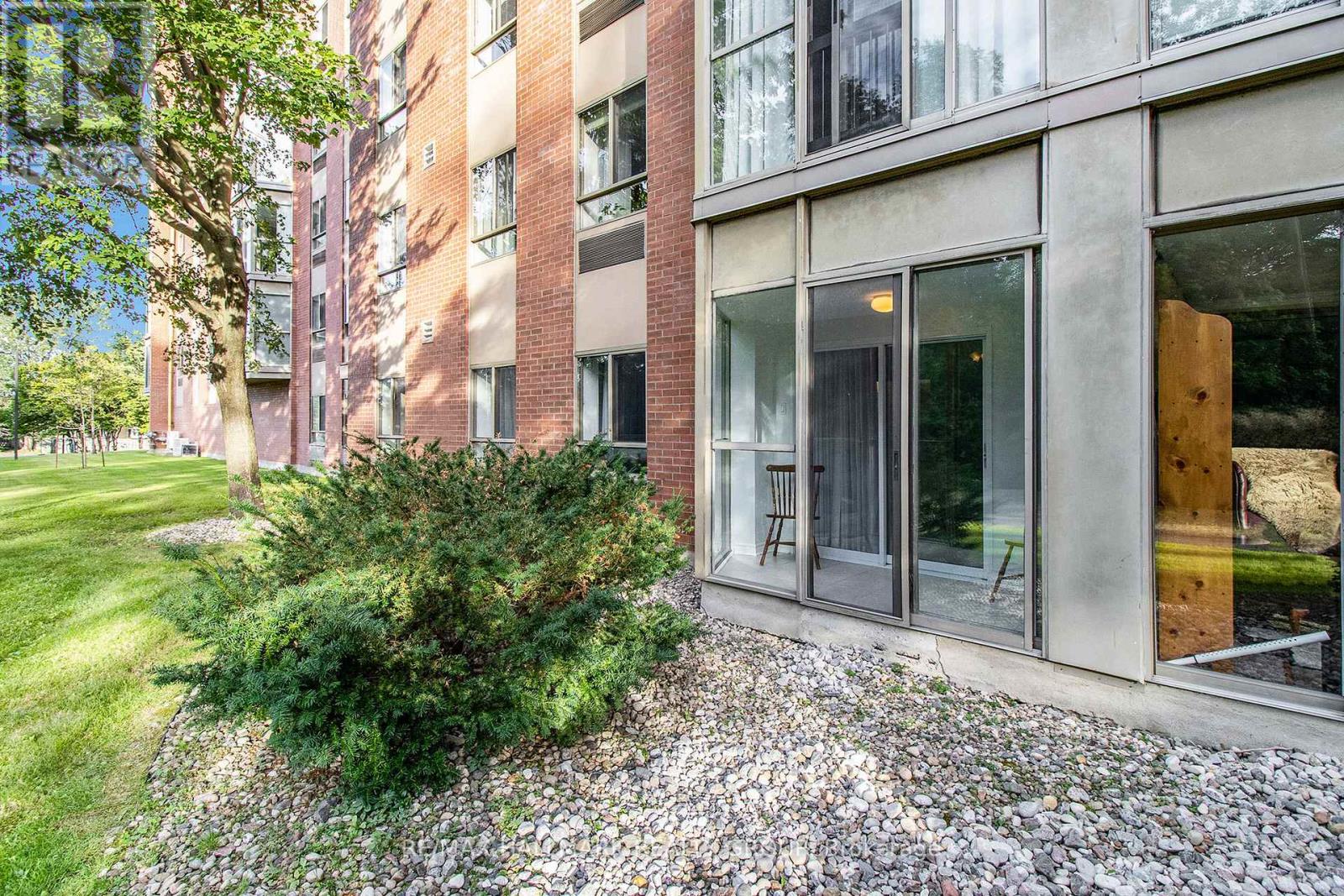 105 - 960 Teron Road, Ottawa, Ontario  K2K 2B6 - Photo 27 - X12394929
