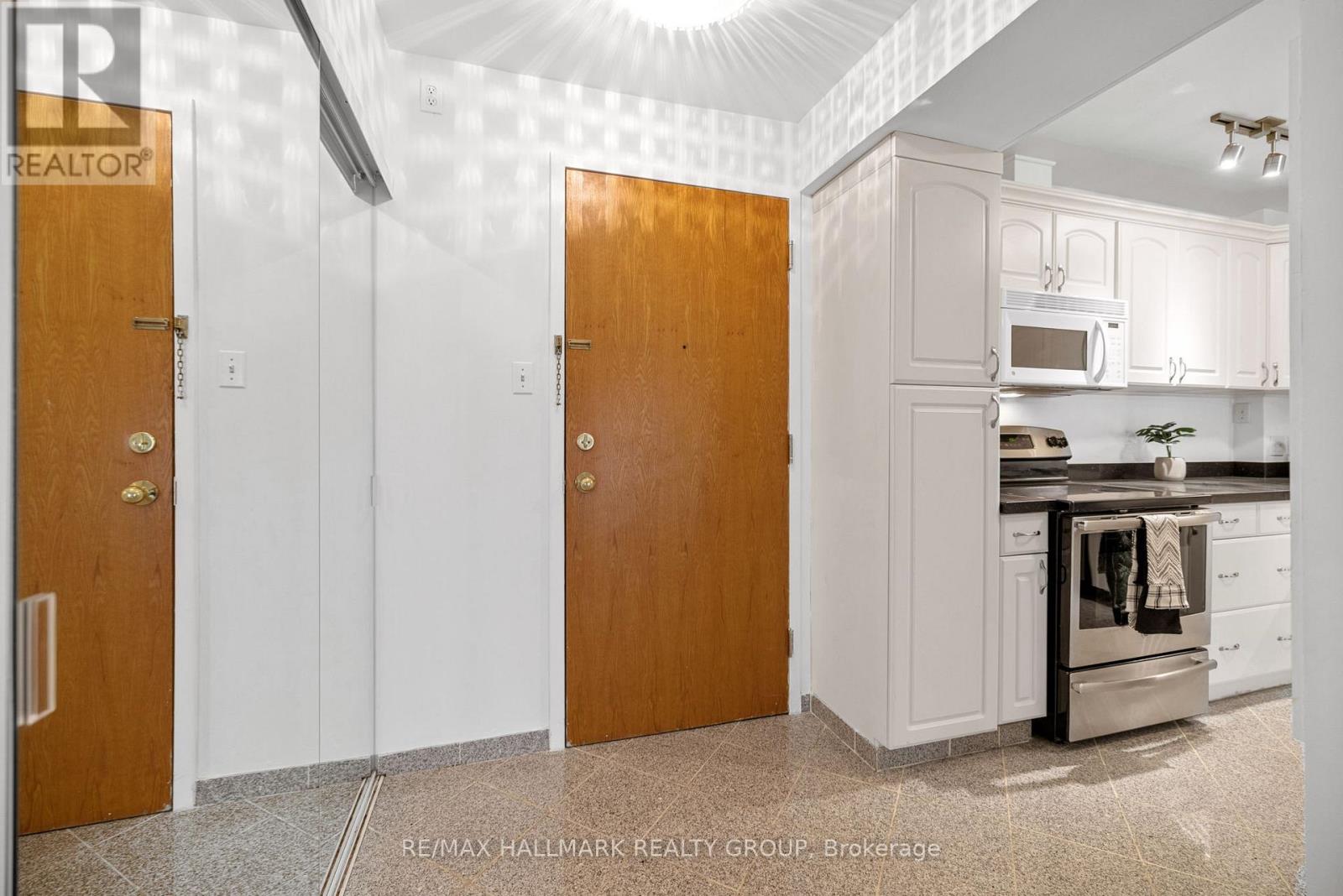 105 - 960 Teron Road, Ottawa, Ontario  K2K 2B6 - Photo 6 - X12394929
