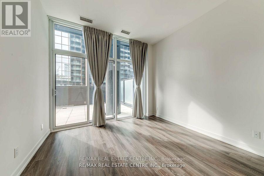 406 - 20 Edward Street, Toronto, Ontario  M5G 1C9 - Photo 13 - C12394790