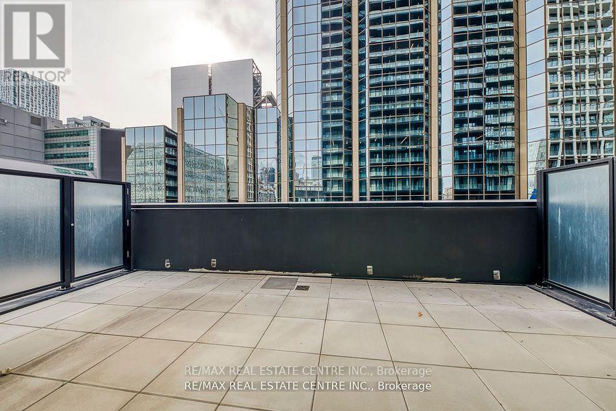 406 - 20 Edward Street, Toronto, Ontario  M5G 1C9 - Photo 15 - C12394790