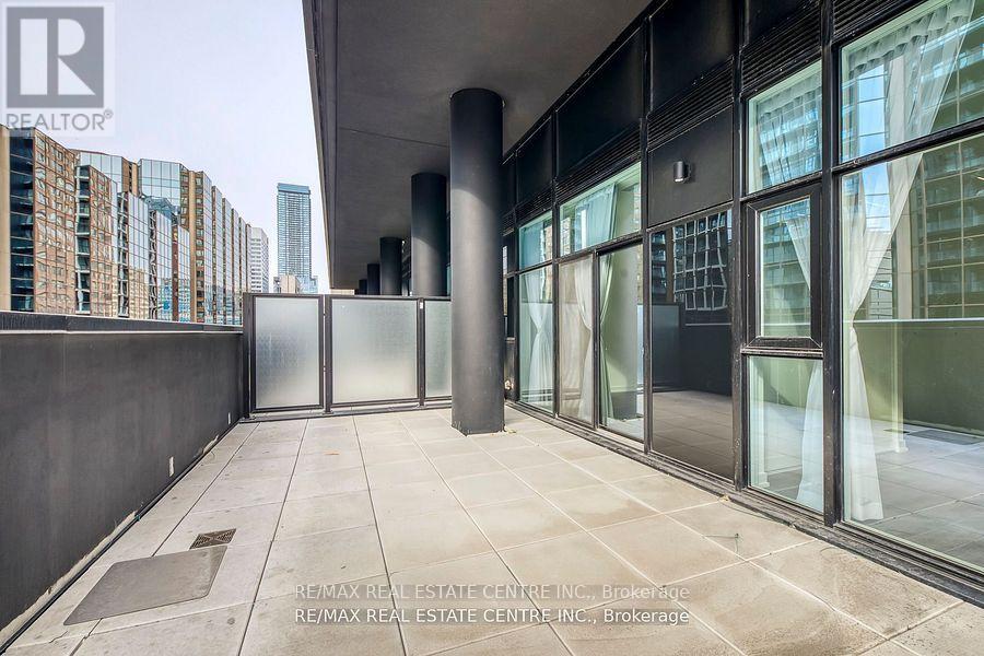 406 - 20 Edward Street, Toronto, Ontario  M5G 1C9 - Photo 17 - C12394790