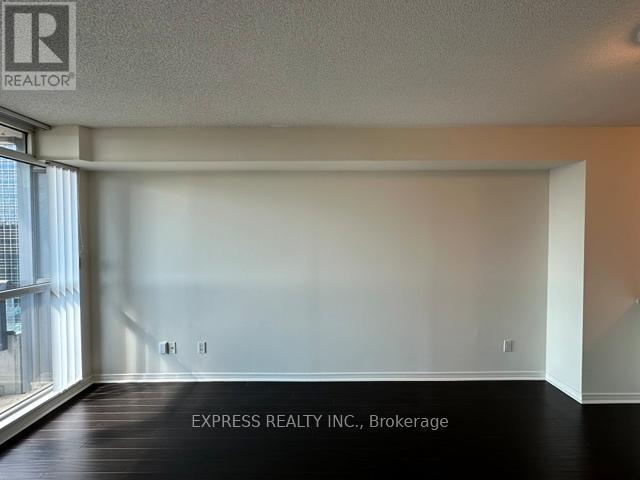1005 - 8 Hillcrest Avenue, Toronto, Ontario  M2N 6Y6 - Photo 10 - C12394820