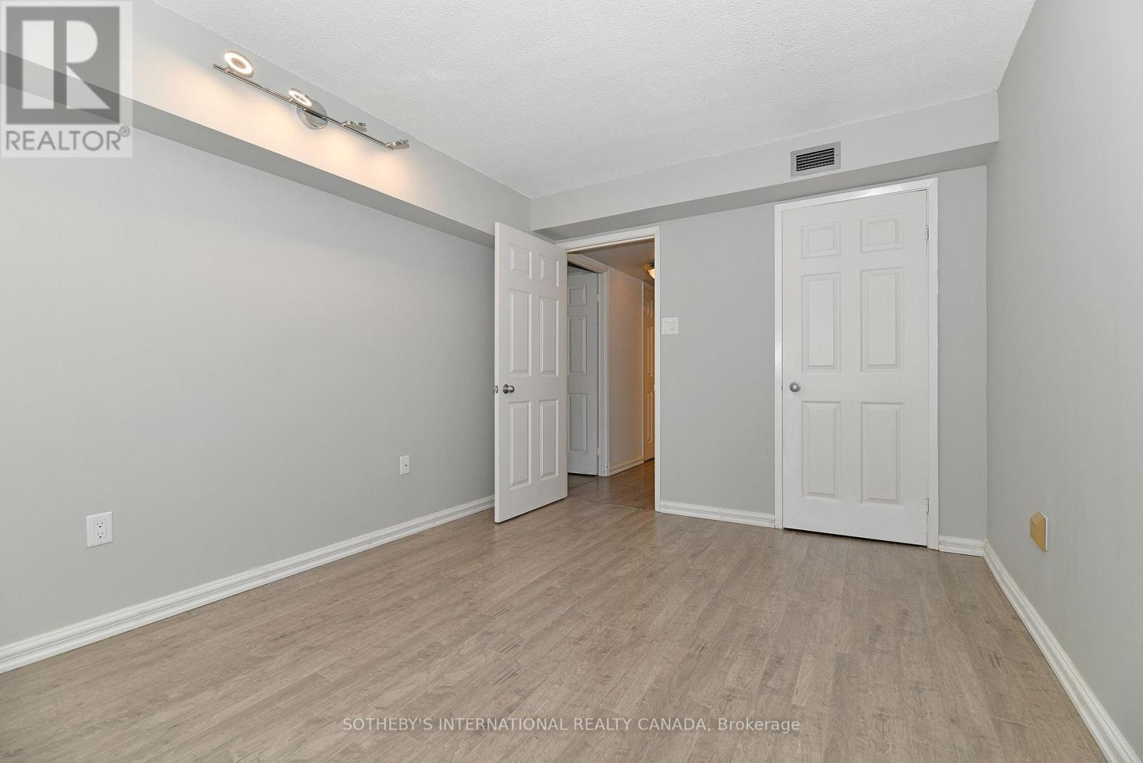 607 - 360 Bloor Street E, Toronto, Ontario  M4W 3M3 - Photo 22 - C12394851