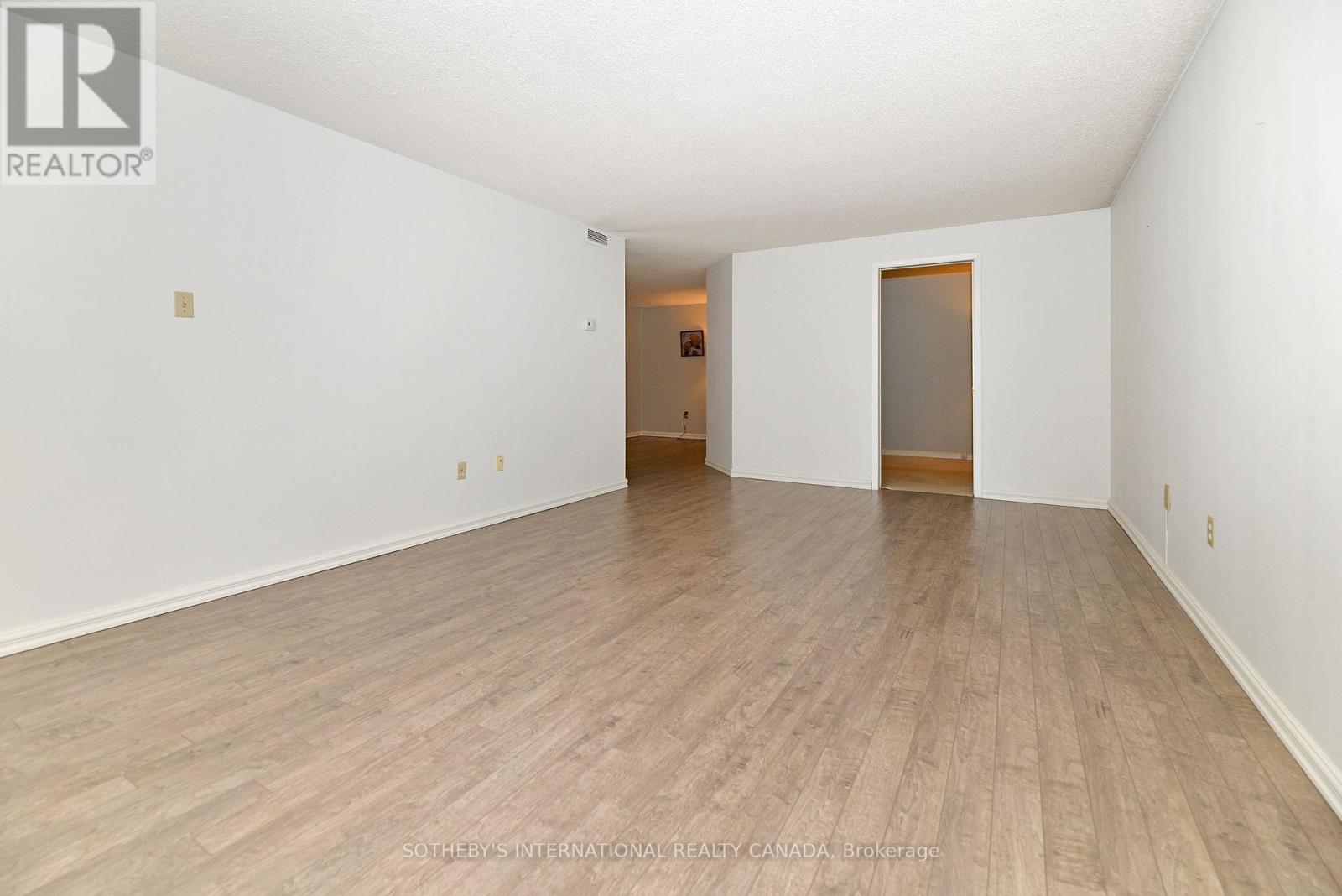 607 - 360 Bloor Street E, Toronto, Ontario  M4W 3M3 - Photo 6 - C12394851