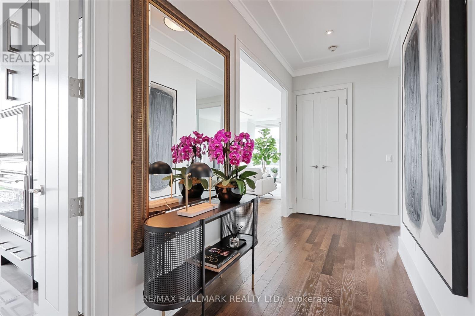 3303 - 183 Wellington Street W, Toronto, Ontario  M5V 0A1 - Photo 14 - C12394865