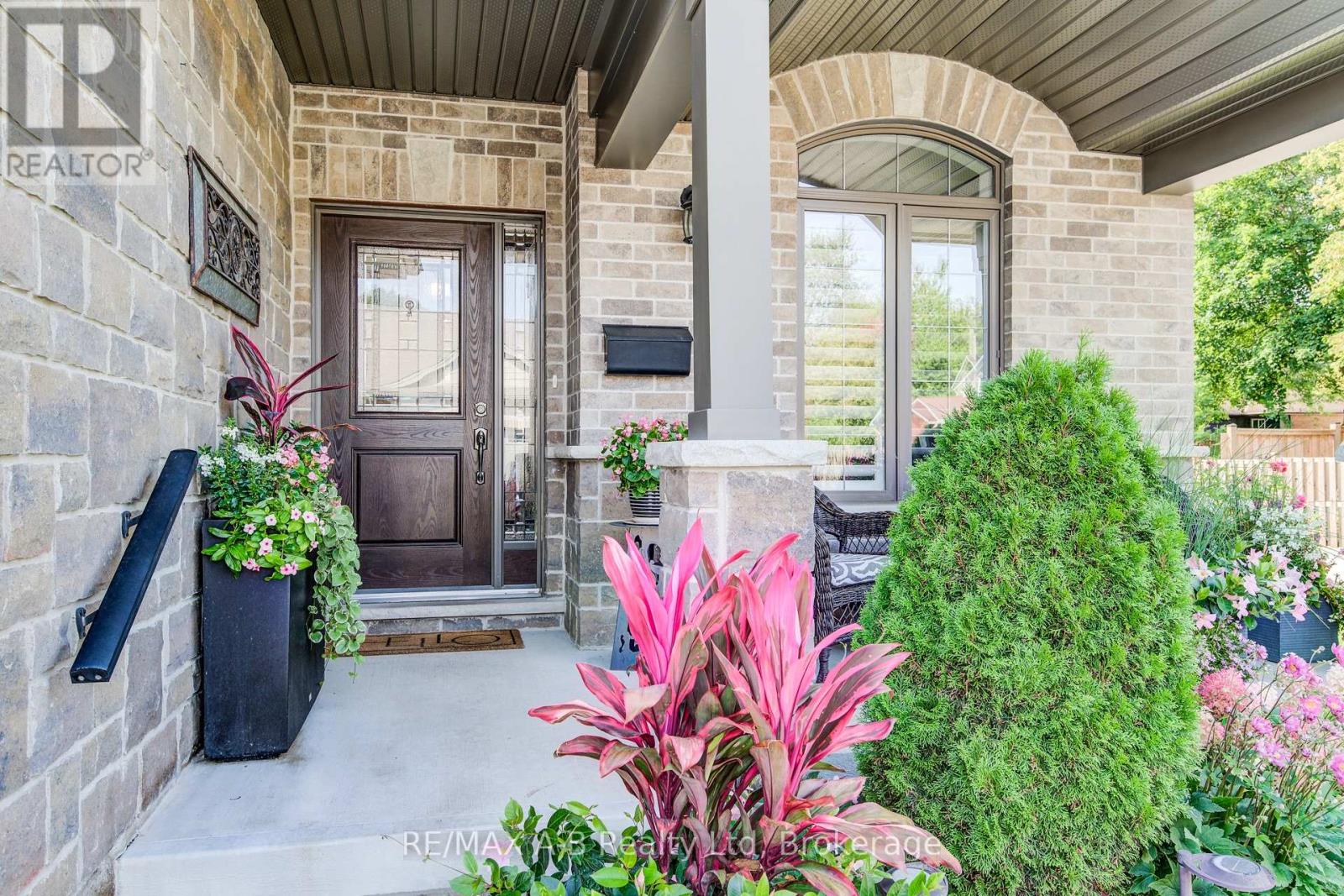 22 - 53 Roth Street, East Zorra-Tavistock, Ontario  N0B 2R0 - Photo 5 - X12394949