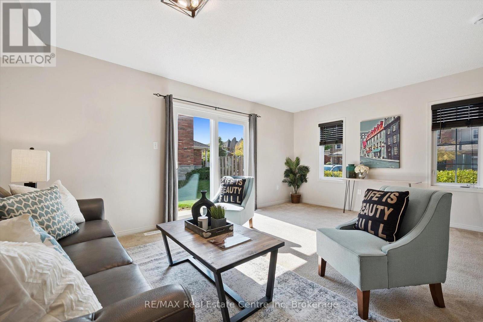 Property at 36 - 124 GOSLING GARDENS image 4